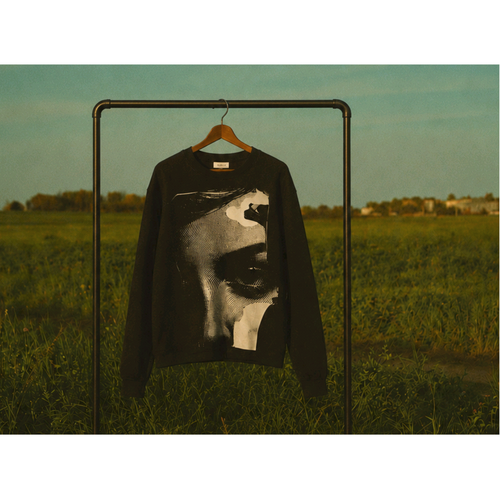 Long sleeve sweatshirt
